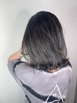 モーション 新宿(motion) グレーパール