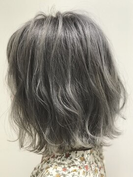 イコール 銀座(equal) くびれヘア/ビタミンカラー/メルティカラー[銀座/髪質改善]