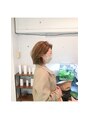 シェルタ(scelta)&nbsp;ファイバープレックスブリーチで、髪に優しいハイライト。