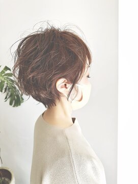 ナーナーナー モエ(Nana no moe) naturalパーマ