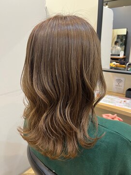 アルター(aL ter) くびれミディアム×まろやかベージュ