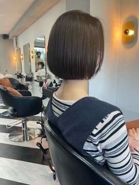 アフロディーテギンザ 神保町(APHRODITE GINZA) カール/セミディ/シアーカラー/姫カット［御茶ノ水/神保町］