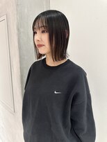 ヨーク(YOKE)&nbsp;YOKE 20代30代40代切りっぱなしボブぱつっとボブ前髪ベージュ