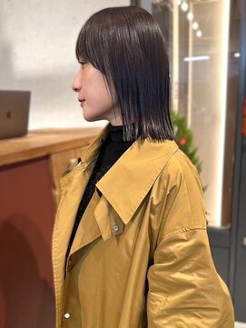 アトリエ(atelier.) 切りっぱなしミディアム　顔周りカット　髪質改善　ストレート