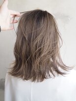 ニュイ(NUIT)&nbsp;ミルクティーベージュダブルカラーケアブリーチグレージュ40代