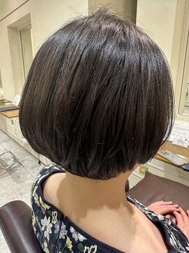 松本平太郎美容室 銀座パートツー(PART2) グラデーションボブ
