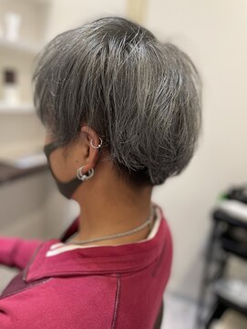 アナザーワールドココン(ANOTHER WORLD cocon) シルバーヘア