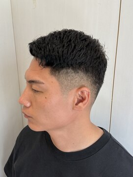 ヘアーアンドグルーミング ヨシザワインク(HAIR&GROOMING YOSHIZAWA Inc.) メンズビジネスフェードショート理容室眉毛カット顔剃り清潔感