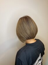 ウミ(umi) 白髪ぼかし