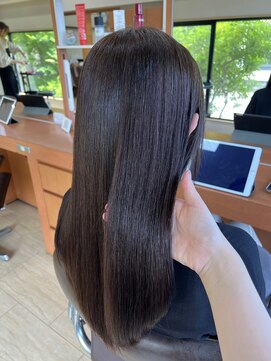 フェリア サウスガーデン(felia southgarden) 髪質に合わせたストレートで冬の悩みを解決!#静岡市