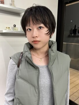 ステン(sten) ゆるっとパーマ風コンパクトショート