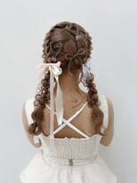 カシュカシュ 表参道(cache cache)&nbsp;ヘアアレンジヘアメヘアセットガーリーヘアリボンアレンジ