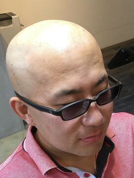 バーバー スタジオ ラフテル(Barber Studio RAFTEL) シティハンターのバズーカのやつ