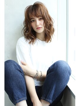 ブラン 天王寺(Blanc) 【Blanc/天王寺】スパイラル/無造作カール/くびれセミディ 2