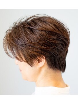 トイロ(toiro) salon work ナチュラルショート