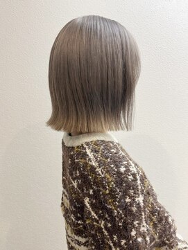 ウフアンビアンス(Oeuf.ambiance) シルバーカラー