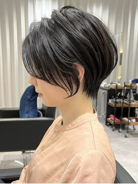 アンド ストーリーズ(&STORIES) 前下がりショート/前髪/絶壁解消/小顔効果/30代/40代【橋本】