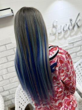 ヘアーグランデシーク(Hair Grande Seeek) グレージュ×青2色メッシュ