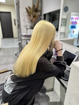 カラ ヘアーサロン(Kala Hair Salon) ブロンド