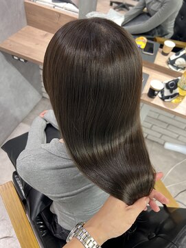 モク(mok) 艶髪オリーブベージュ