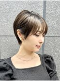 40代50代60代耳かけショート前髪なしハンサムショート白髪ぼかし