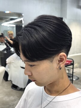 エデアンルクラ 下通(EDEAN Leclat) 熊本流れる縮毛矯正 リバースセンターパート ナチュラル 毛流れ