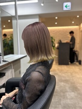 ヴィオットバイサロン(Viot by Salon) ＊くびレイヤーエモージュ前髪パーマグレーベージュレイヤーボブ