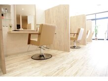 ガビーヘアルーブ(gabi hair LOOB)の雰囲気(全席に仕切りがあり落ち着いた雰囲気で施術が受けられます♪)