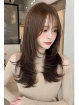 レス(Les.)&nbsp;ミディアムレイヤーバタフライカットハッシュカットダークグレー