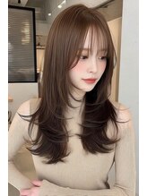 レス(Les.) ミディアムレイヤーバタフライカットハッシュカットダークグレー