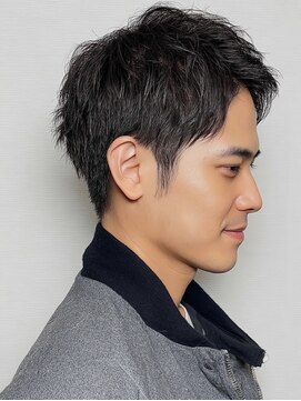 クリックプラス 小倉(Click plus) 小倉/刈り上げセンターパート/波巻きツイストスパイラル