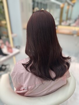 ロンドルピナス 小倉(Lond Lupinus) ミディアムレイヤーカット/似合わせカット/大人ガーリー/20代