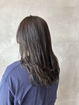 ニルス(nils) レイヤーカット