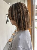 インチェルシー(in chelsea)&nbsp;白髪もぼかせるハイライトデザイン♪