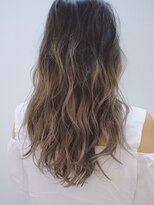 アントミ(...and tomi)&nbsp;外国人風グラデーションカラー