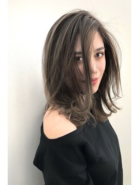 トルネード(TORNADO) チャコールグレージュ白髪ぼかしハイライト