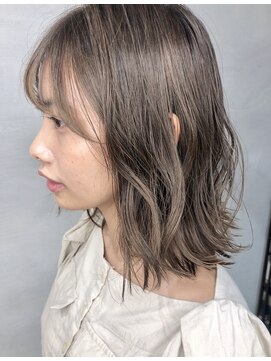 エマ(Emma) スモーキーベージュ