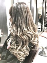 トゥエンティ(twenty)&nbsp;ダイヤモンドバレイヤージュ