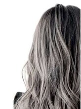 メテオラヘアデザイン(METEORA HAIR DESIGN)