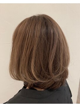 美容室 スタジアム(Stadium) レイヤーボブ