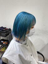 エル(EL by green)&nbsp;《tomi》切りっぱなしボブ×ターコイズブルー