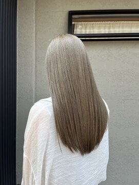 ヘアーサロン アトリエ(Hair salon ATORIE) ロングヘアオリーブベージュブリーチカラーダブルカラー