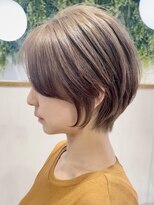 ビューブルー 亀戸錦糸町(VIEW BLUE)&nbsp;ショート/ショートボブ/前髪なし/白髪ぼかし