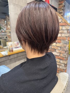 ルーナヘアー(LUNA hair) くびれショート/ショートカット/カラー/白髪ぼかし/レイヤー