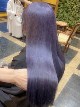 メゾリーナ(MAISOReNA)の写真/毛先まで柔らかいコテで巻ける縮毛矯正♪ダメージを最小限に抑え、柔らかな質感の自然なストレートが叶う◎