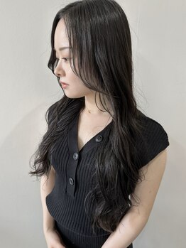 [骨格/クセ/輪郭]を見極めたカットで小顔見せ★《Ｍｕｔ》の似合わせ技術でいつもと一味違う自分に♪