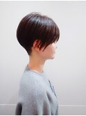 30代40代50代おすすめ　刈り上げショート×落ち着きアッシュ