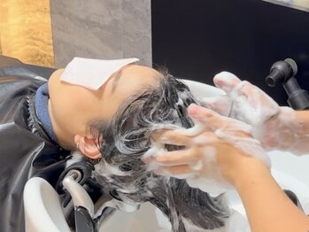 kamiken.neo【カミケンネオ】【5月1日NEW OPEN(予定）】の写真/大人気の「極上トリートメント＆ヘッドスパコース」で頭皮環境をリセット。エイジングケアは頭皮から◎