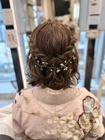 アピッシュ ギンザ(apish ginza) 編み込みハーフアップアレンジ