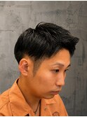 ビジネスでも好印象なメンズショート